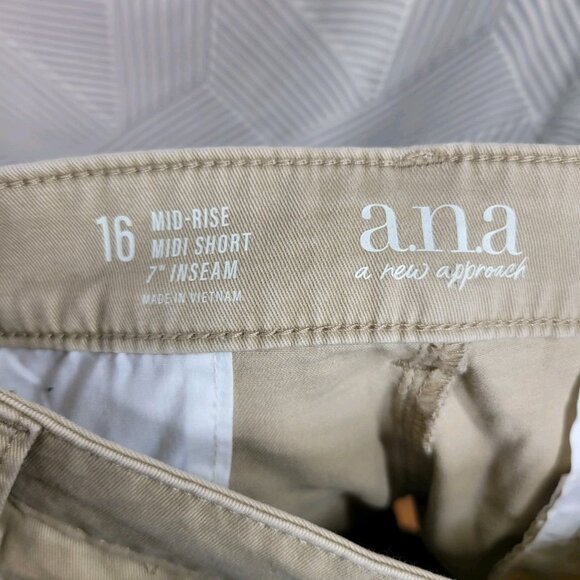 New Ana size 16 Shorts Khaki casual Tan womens Chino Midi Short 7" Inseam - Picture 4 of 6